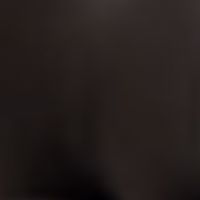 ダークブラウン