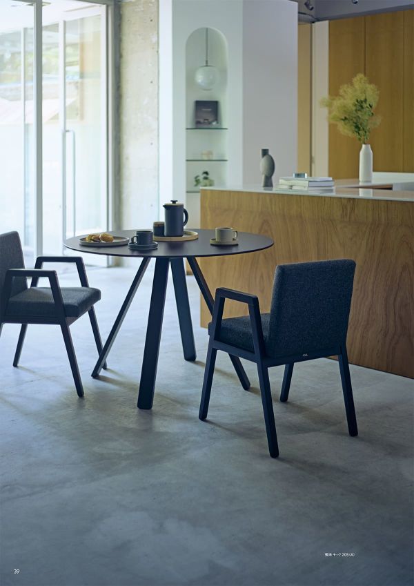 ノア チェアのカタログ画像-1