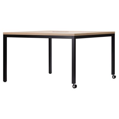 アスプルンドのテーブル