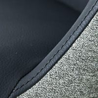 ブラック(合成レザー)/グレー(布地)