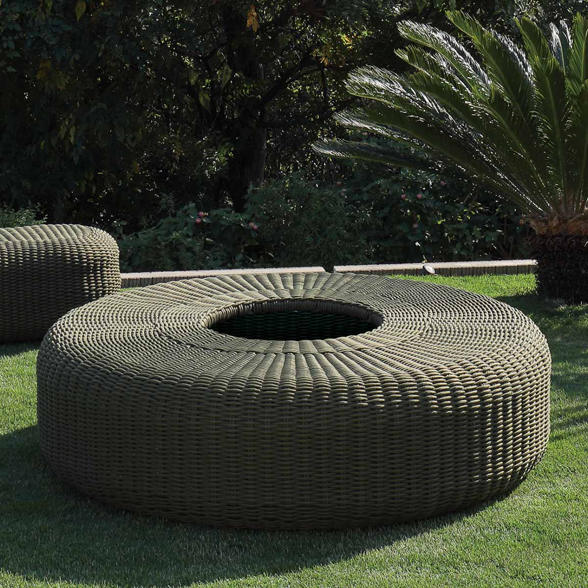 テソロ ドーナッツベンチ｜富士（FUJI）