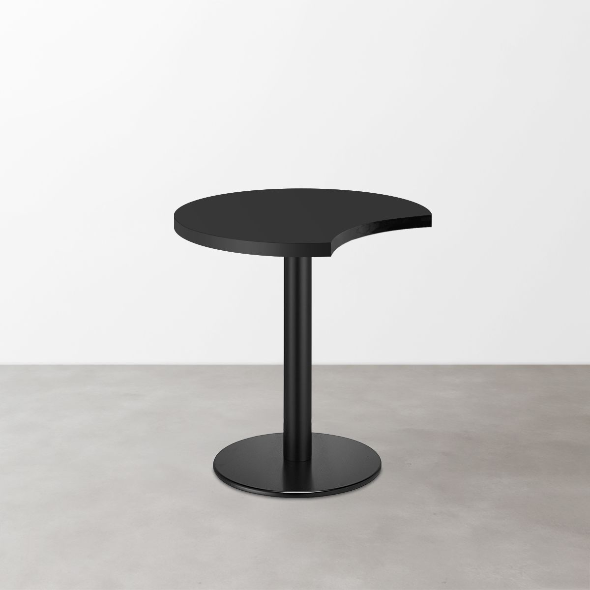 スナックテーブル（三日月天板・φ550）マットブラック 丸形ベース脚セット-画像1