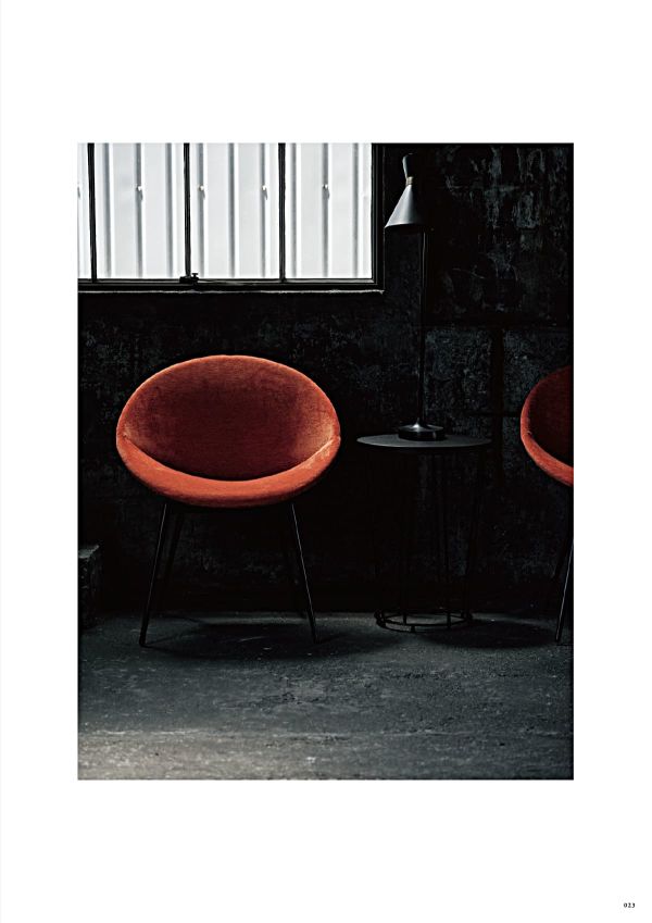 カルンボルチェア VCH-242-KB-XXのカタログ画像-4