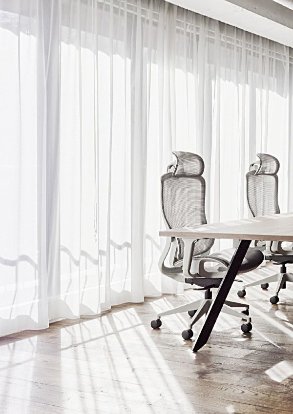 ラグウェルチェアのカタログ画像-2