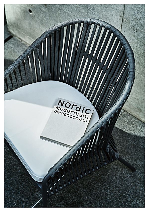 ラテナチェアのカタログ画像-1