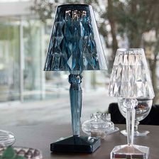 ★美品★Kartell カルテル バッテリーランプ　フロアーランプ　LED充電式 ☆美品☆Kartell カルテル バッテリーランプ フロアーランプ LED