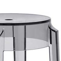 スモークグレー