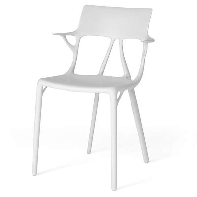 エーアイ｜カルテルのプラスチック椅子