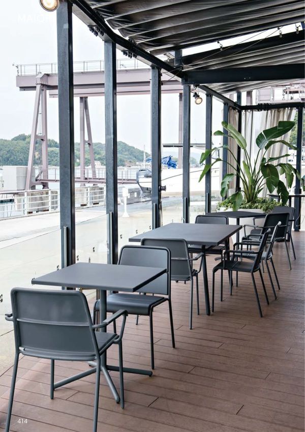 マイオリ A600ビストロテーブルのカタログ画像-2