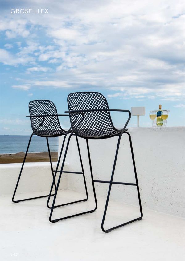 ゴーフィレックス ラマチュエル73’バースツールのカタログ画像-2