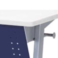 ホワイト（幕板：ブルー）