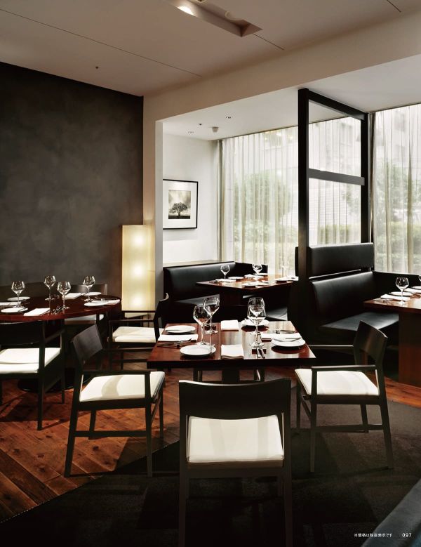 アレーテチェア アーム付のカタログ画像-2