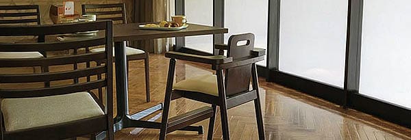 「レストランキッズチェア」のイメージ画像