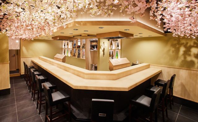 「東京都 Tempura Asakusa SAKURA 様」の納入事例のサムネイル画像